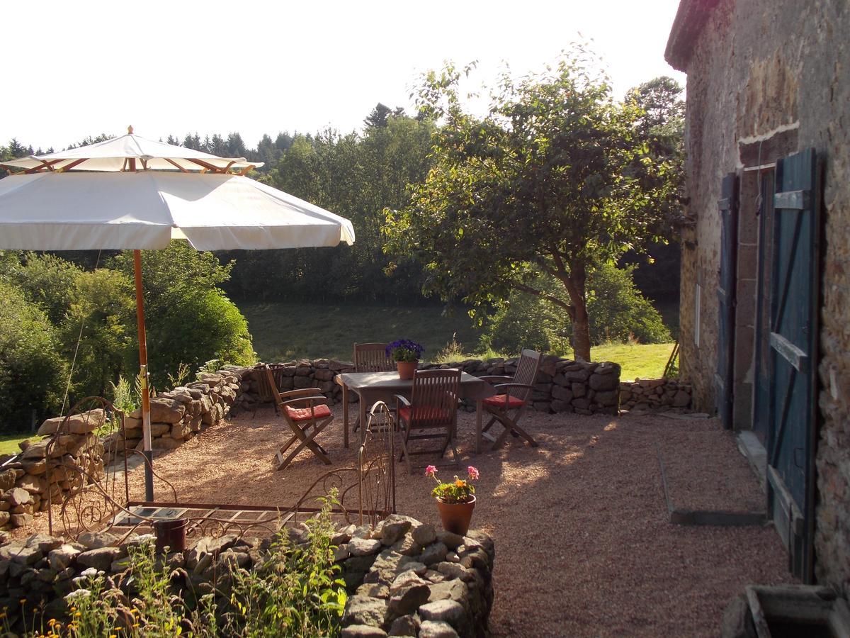 Bed and Breakfast La Rosière à Auzelles Extérieur photo